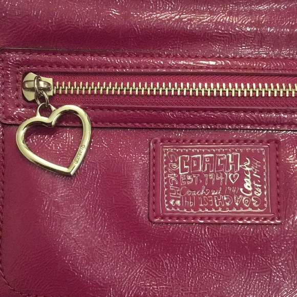 Coach Magenta Pink Heart Crossbody Shoulder Purse - Picture 4 of 8